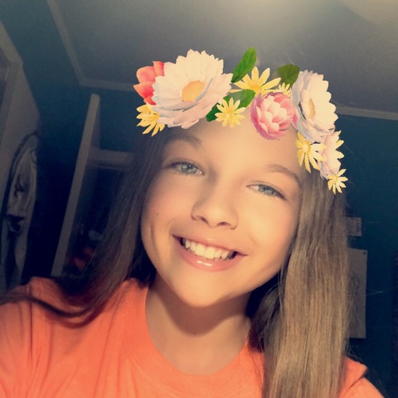 Meet your Posher, Adalynn - Picture 2 of 2